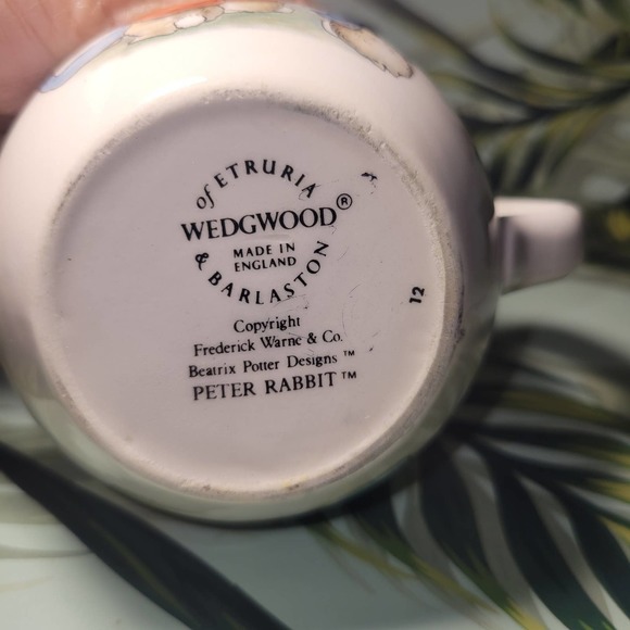 Wedgwood England Peter Rabbit Beatrix Potter Double Handle Child Cup Mug Classic - Picture 4 of 5